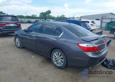 2013 Honda Accord Touring из США, поврежденный, VIN 1HGCR3F99DA026592